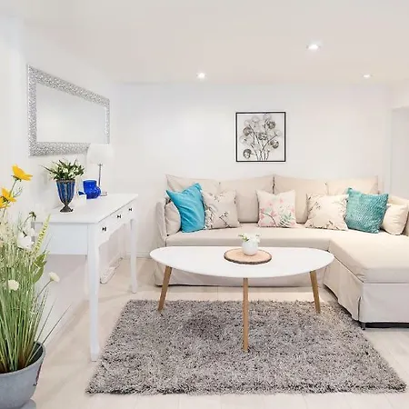 Kiraly Center 부다페스트