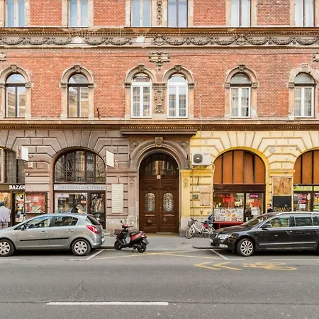 Kiraly Center